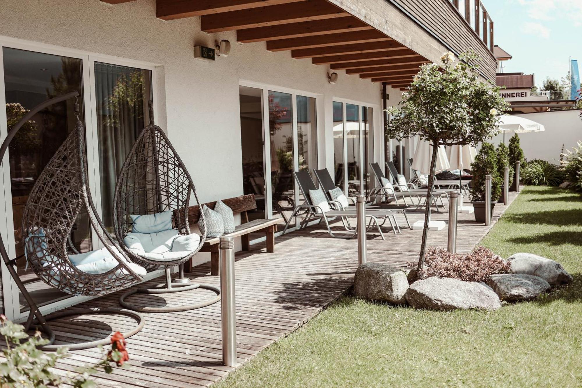 Hotel St. Georg Zum See Маурах Екстериор снимка